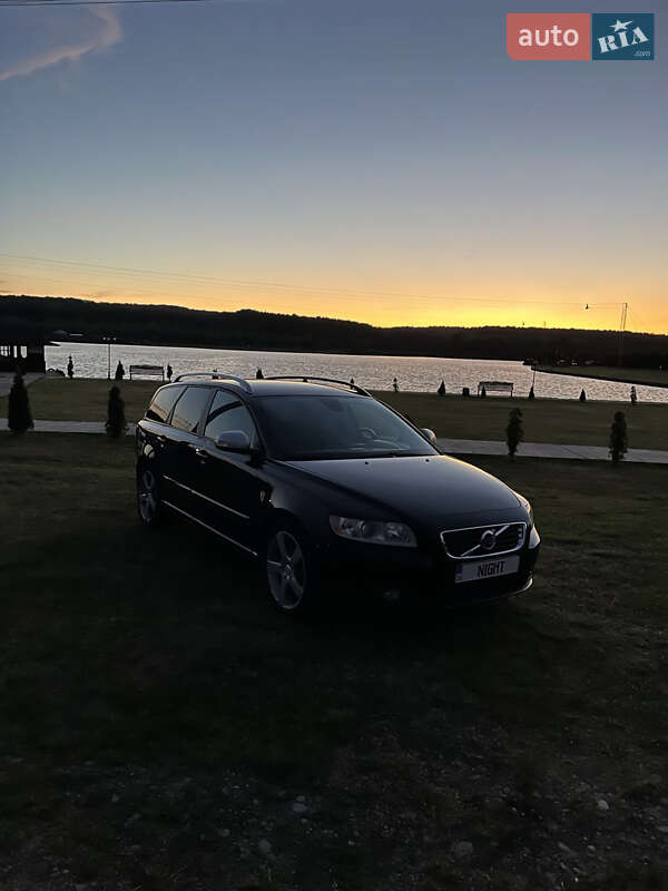 2012 volvo v50