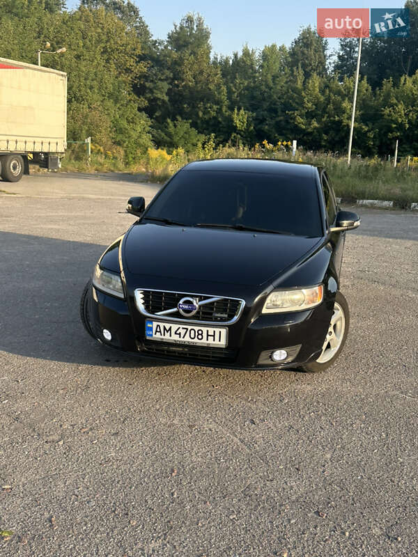 2012 volvo v50
