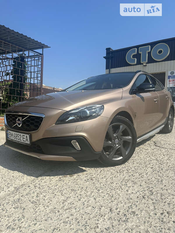 2013 volvo v40