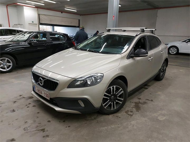 2016 volvo v40
