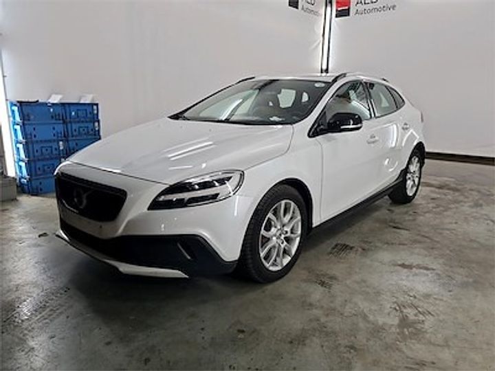 2017 volvo v40