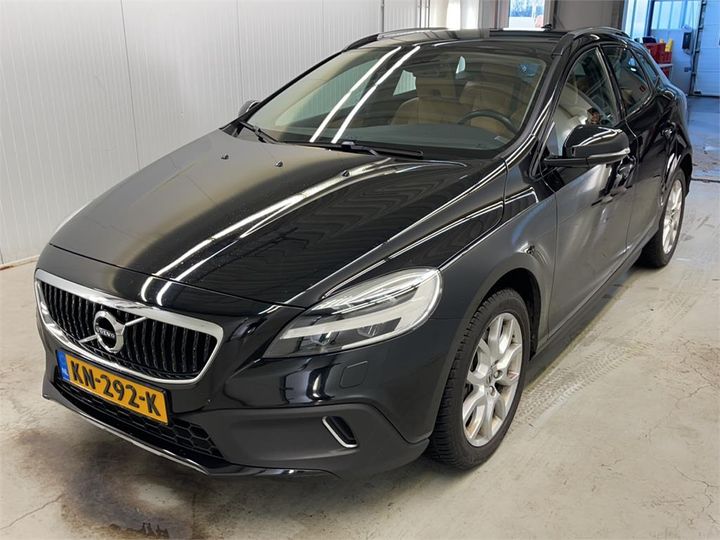 2016 volvo v40