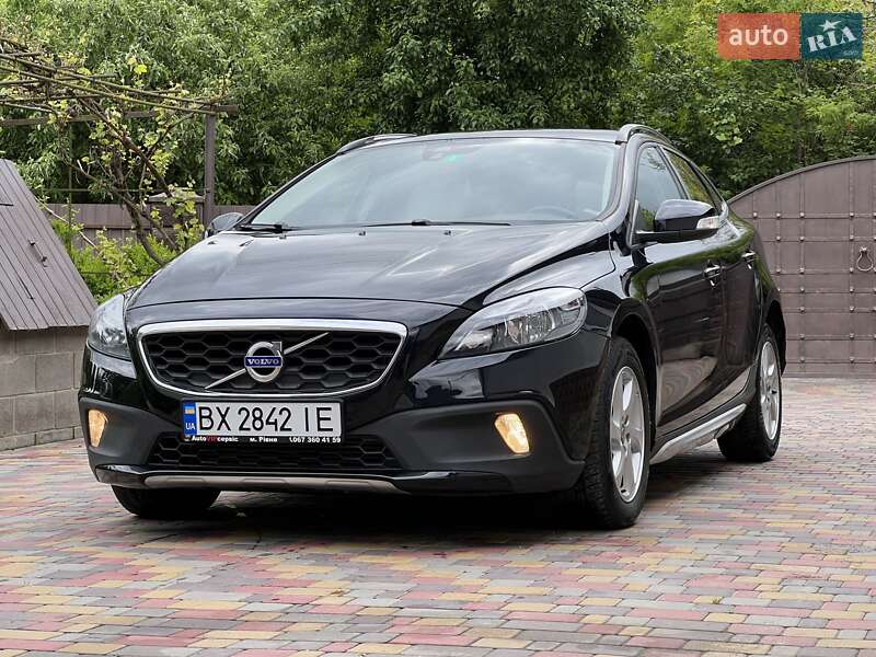 2013 volvo v40 cross country