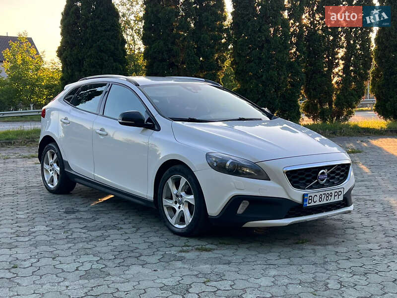 2013 volvo v40cc