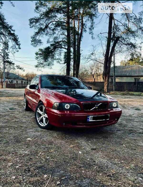 2000 volvo c70