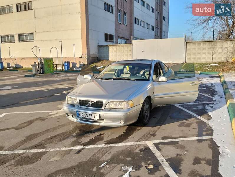 2002 volvo c70