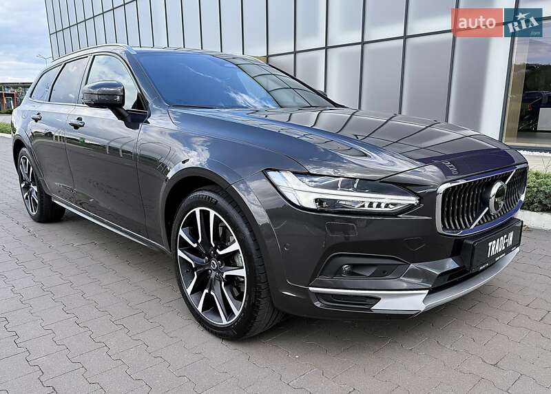 2023 volvo v90cc