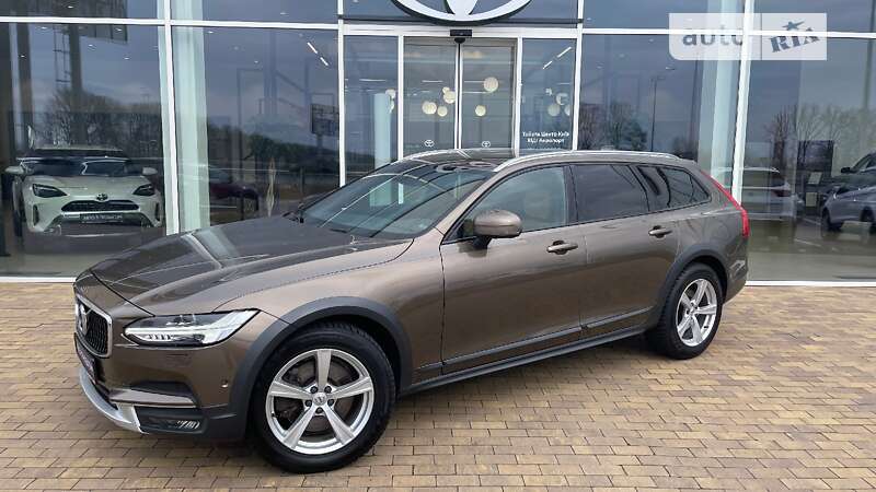 2017 volvo v90 cross country