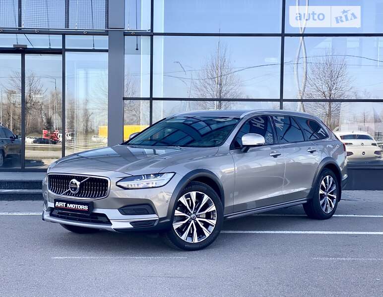 2022 volvo v90cc