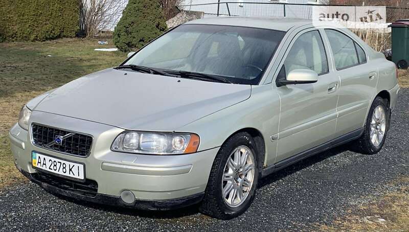 2005 volvo s60
