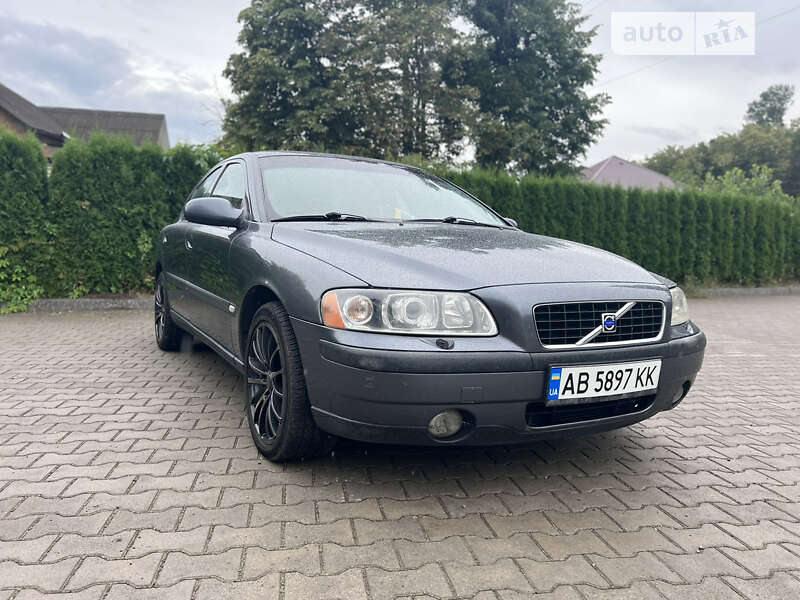 2003 volvo s60