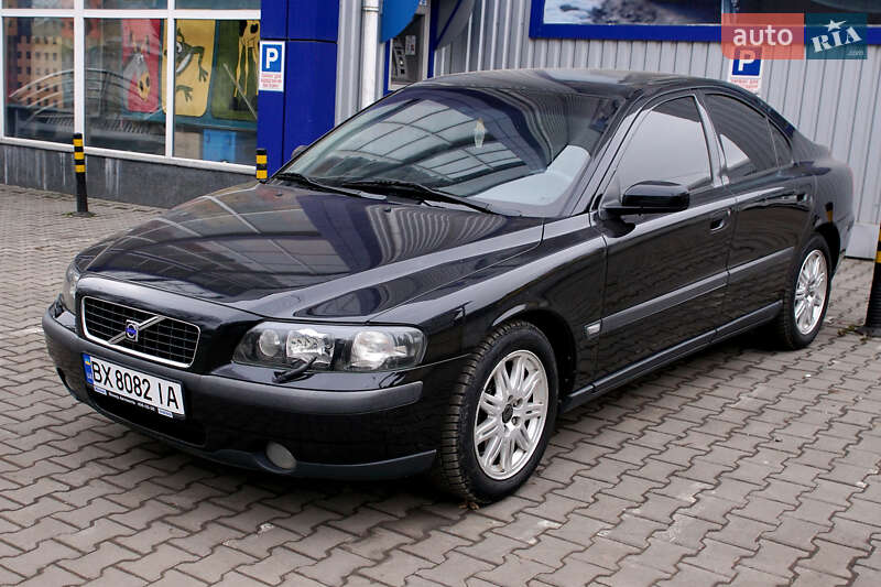 2004 volvo s60