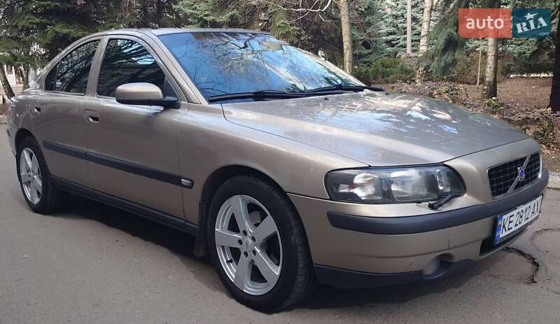 2003 volvo s60