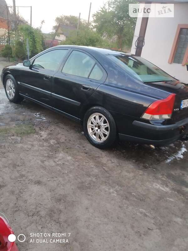 2003 volvo s60