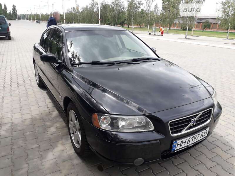 2005 volvo s60