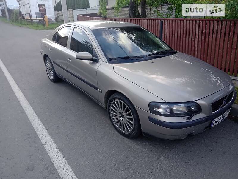 2003 volvo s60
