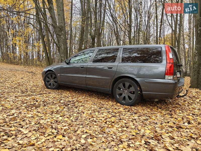 2005 volvo v70