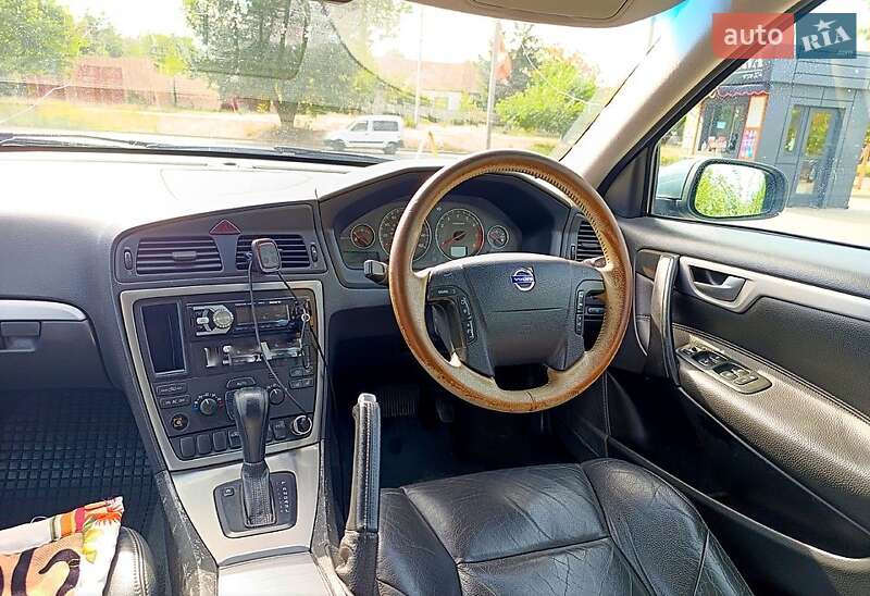 2005 volvo v70