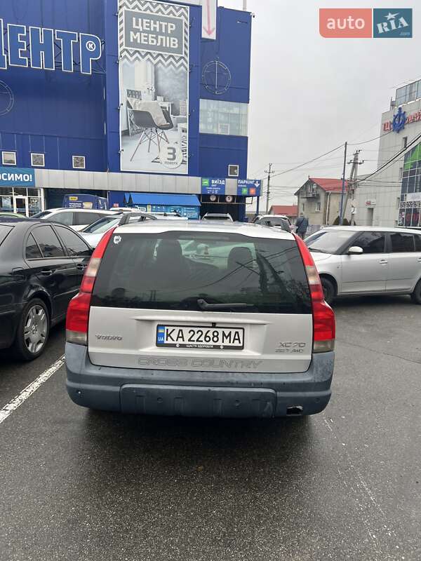 2003 volvo xc70