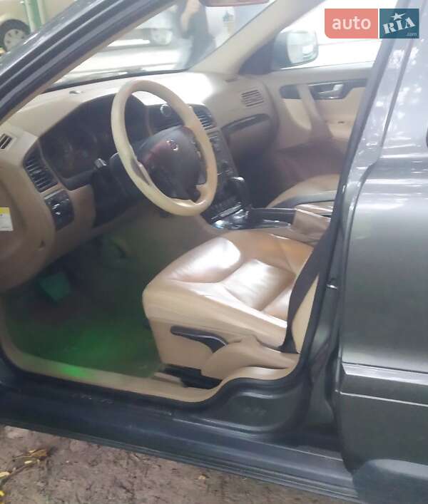 2005 volvo xc70