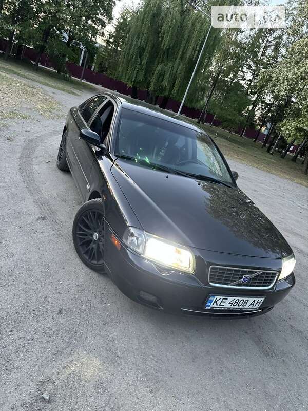 2005 volvo s80