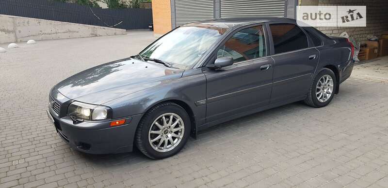 2005 volvo s80