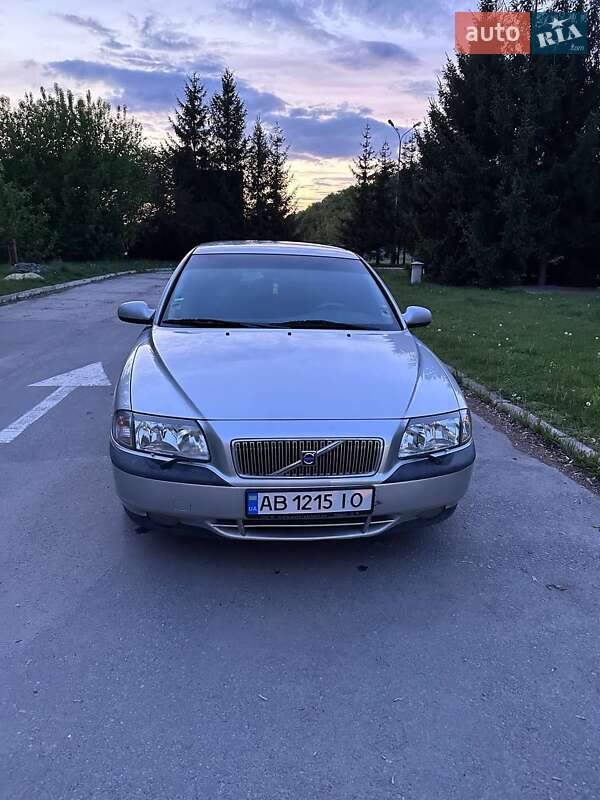 2001 volvo s80