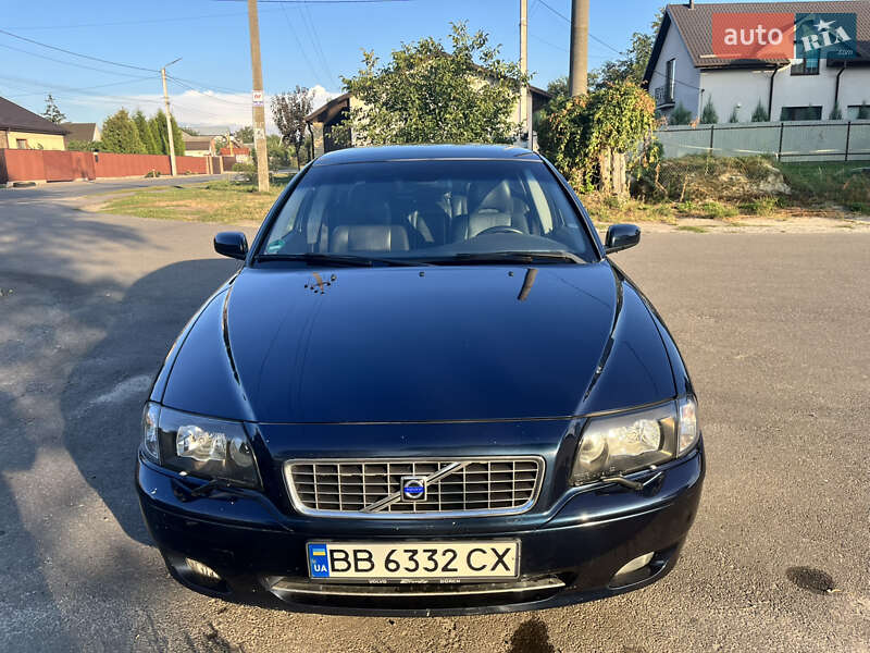 2004 volvo s80