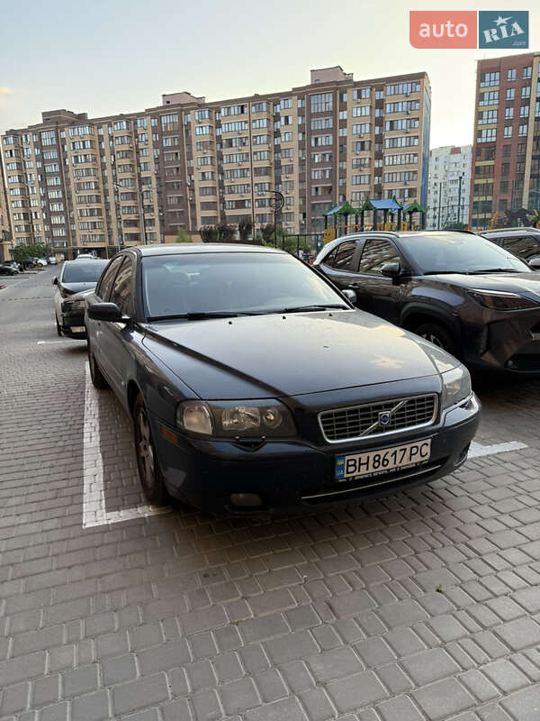 2004 volvo s80