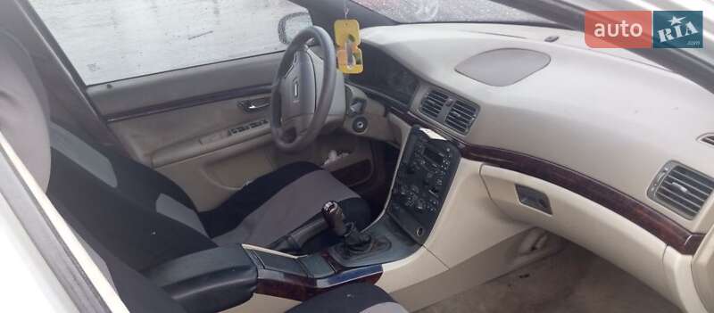 2000 volvo s80