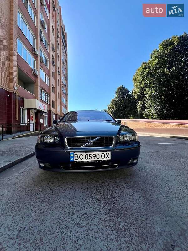 2004 volvo s80