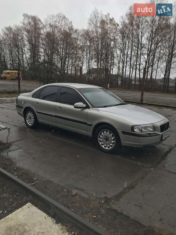 1999 volvo s80