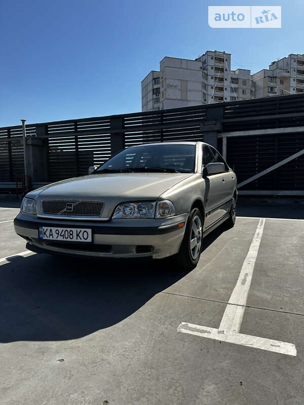 1997 volvo s40