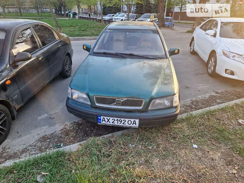 1998 volvo s40