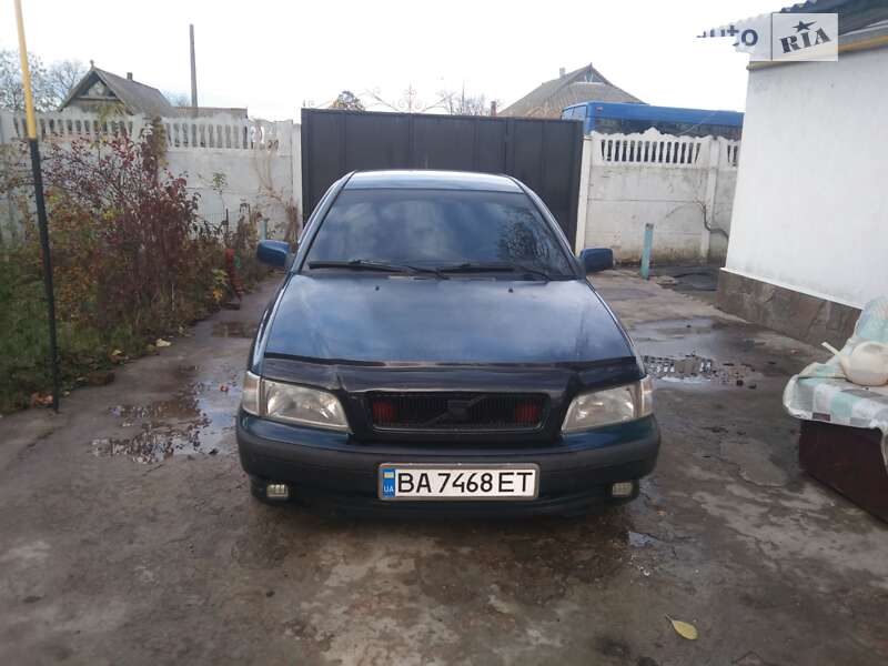 1998 volvo s40