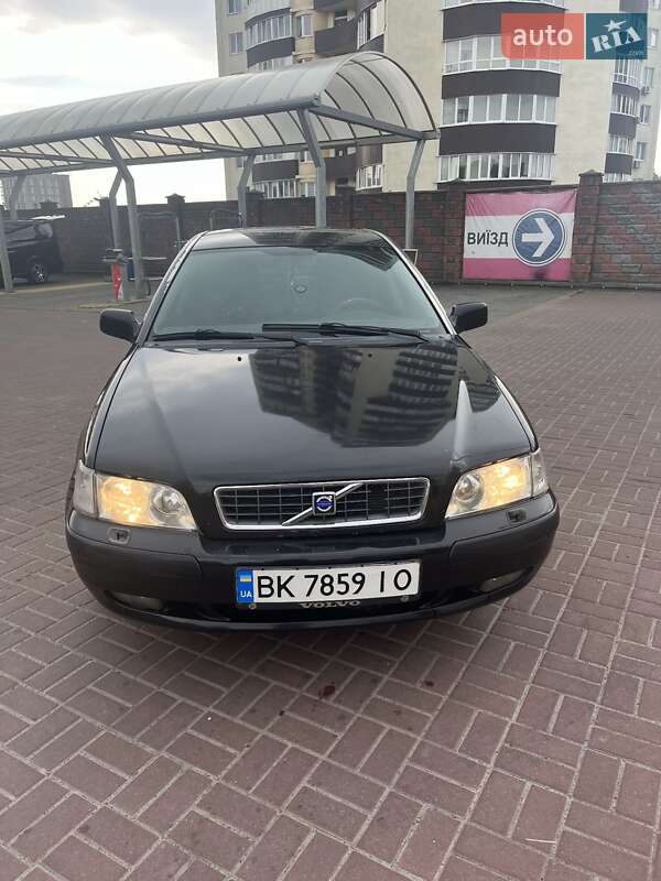2004 volvo s40