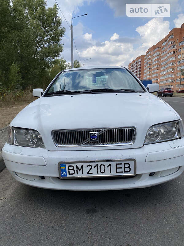 2004 volvo s40