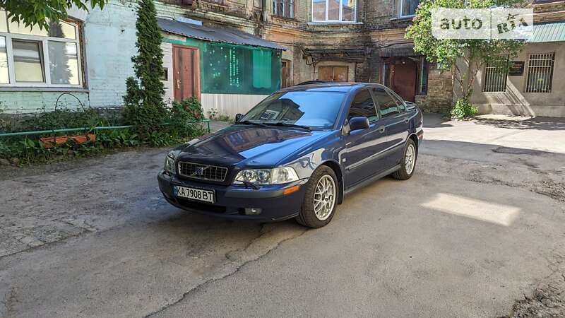 2001 volvo s40