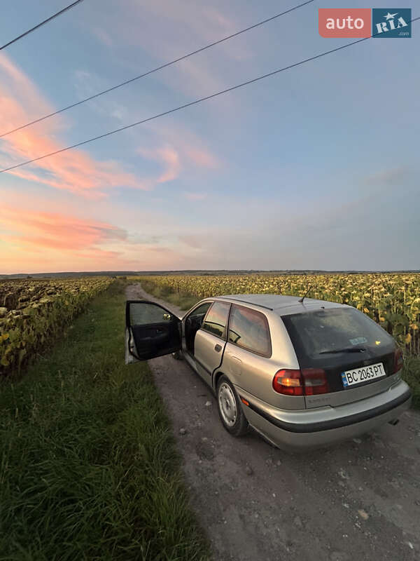 1997 volvo v40