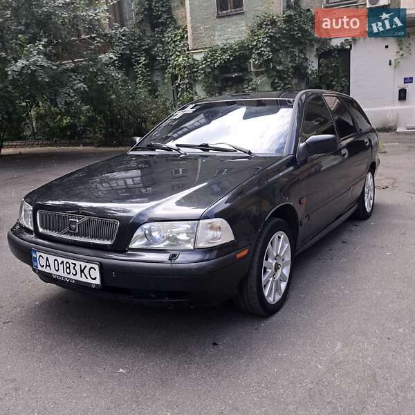 1997 volvo v40