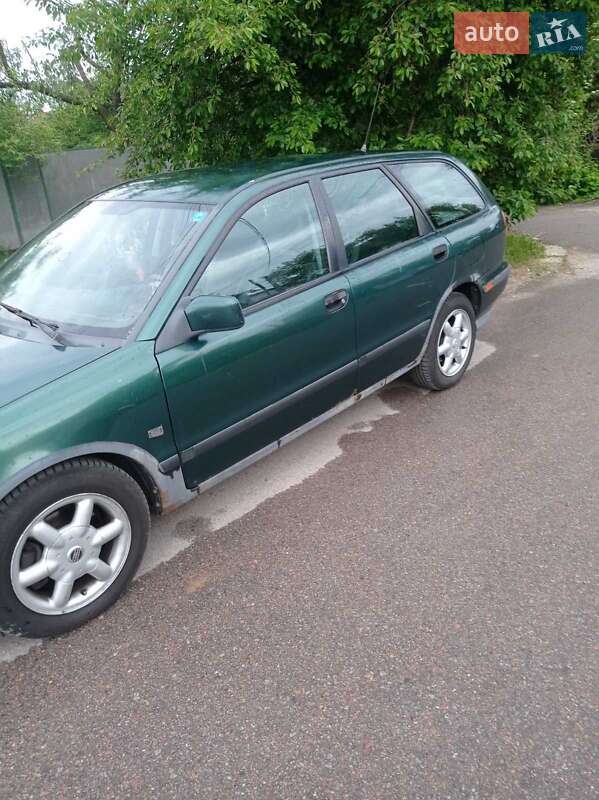 1997 volvo v40