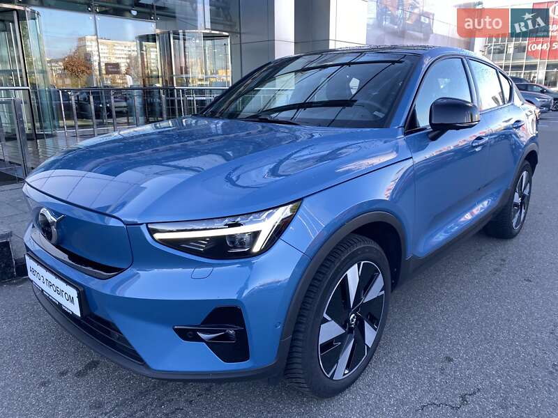 2023 volvo c40
