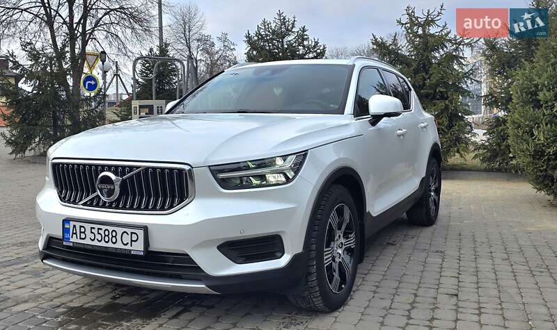 2019 volvo xc40