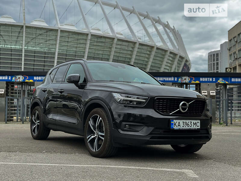 2018 volvo xc40