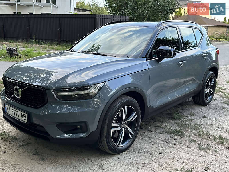 2020 volvo xc40