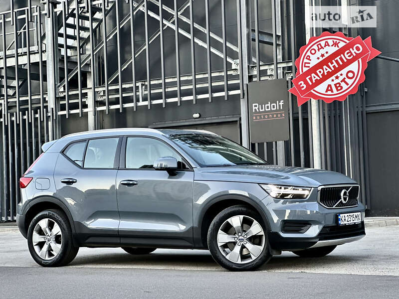 2019 volvo xc40