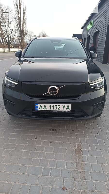 2022 volvo xc40
