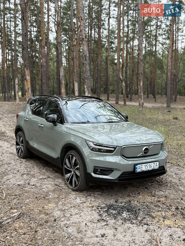 2021 volvo xc40