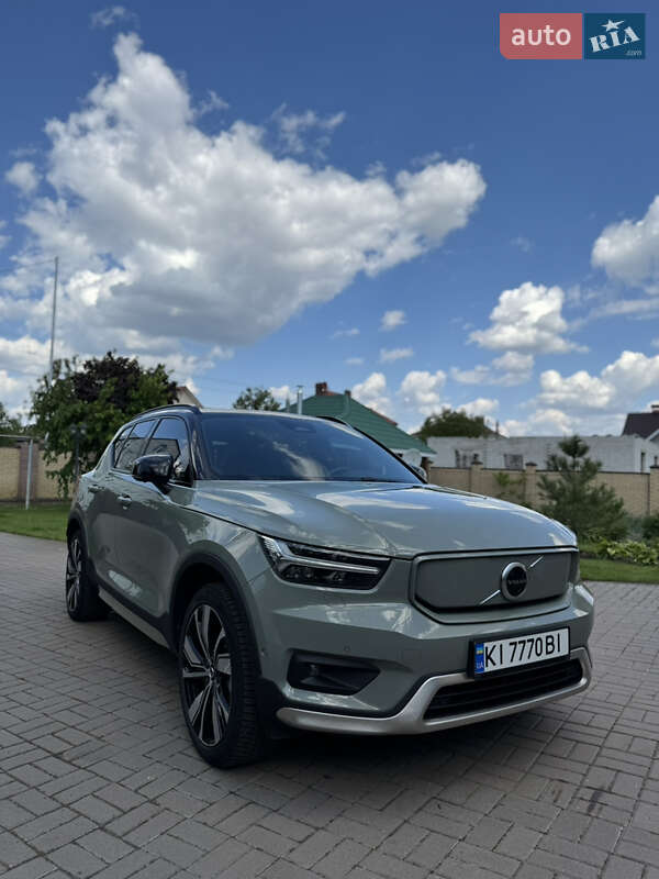 2021 volvo xc40