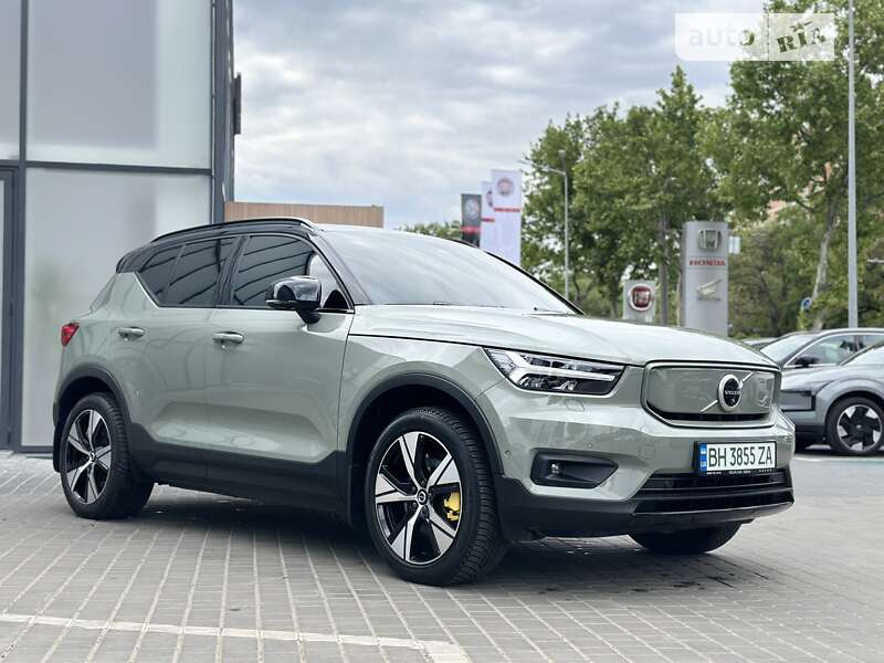 2021 volvo xc40